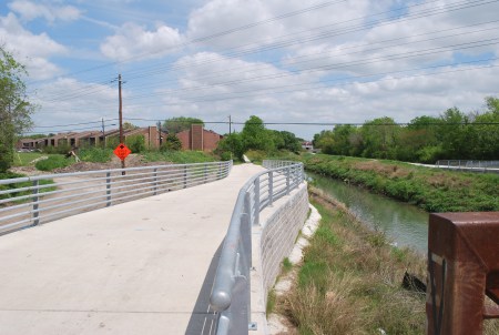 keegans-bayou-trail-facing-east
